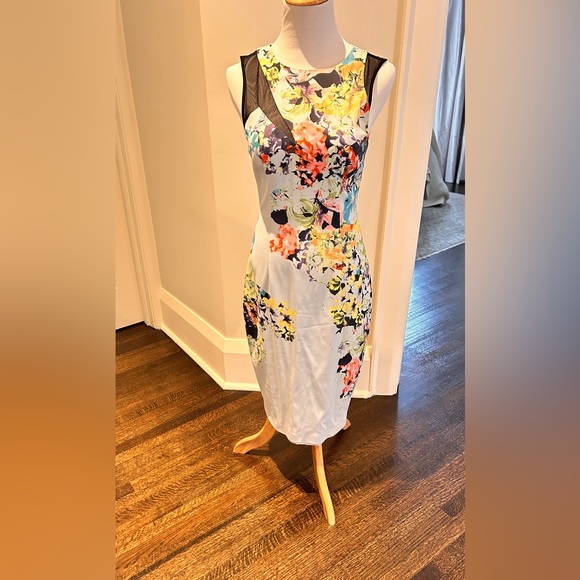 Beautiful Karen Mullen dress - Picture 1 of 1